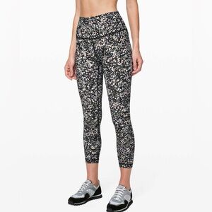 Lululemon Vuori Alo Yoga Women’s Wunder Under High Rise Tight Leggings 25” 6